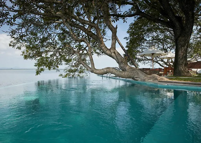Ekho Lake House