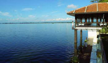 Resort Ekho House